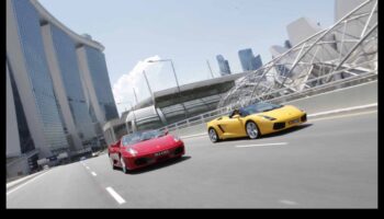 مدفوعة إلى الإثارة: إثارة مغامرات السيارات الرياضية