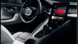 رحلة مرئية: شاشات العرض والإلكترونيات المتقدمة للترفيه داخل السيارة