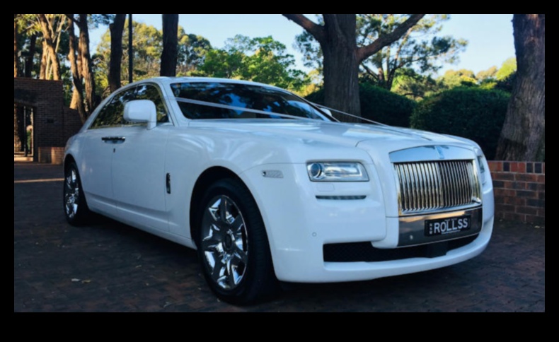 الأناقة المخصصة: جاذبية السيارات الفاخرة حسب الطلب